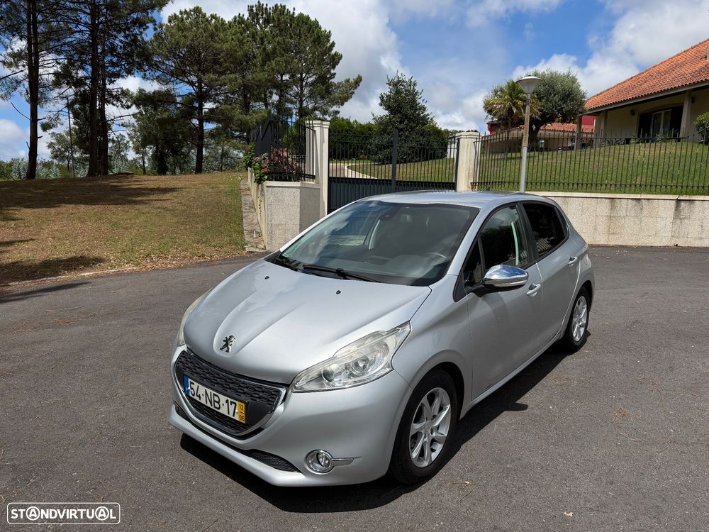 Peugeot 208 1.4 HDi Active - 2