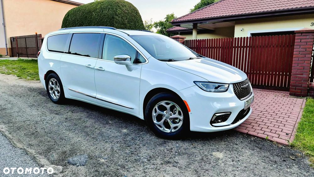 Chrysler Pacifica - 7
