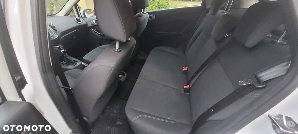 Ford Fiesta 1.25 Trend EU6 - 14