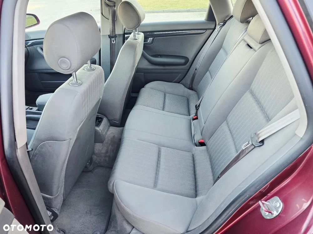Audi A4 Avant 1.9 TDI Quattro - 9