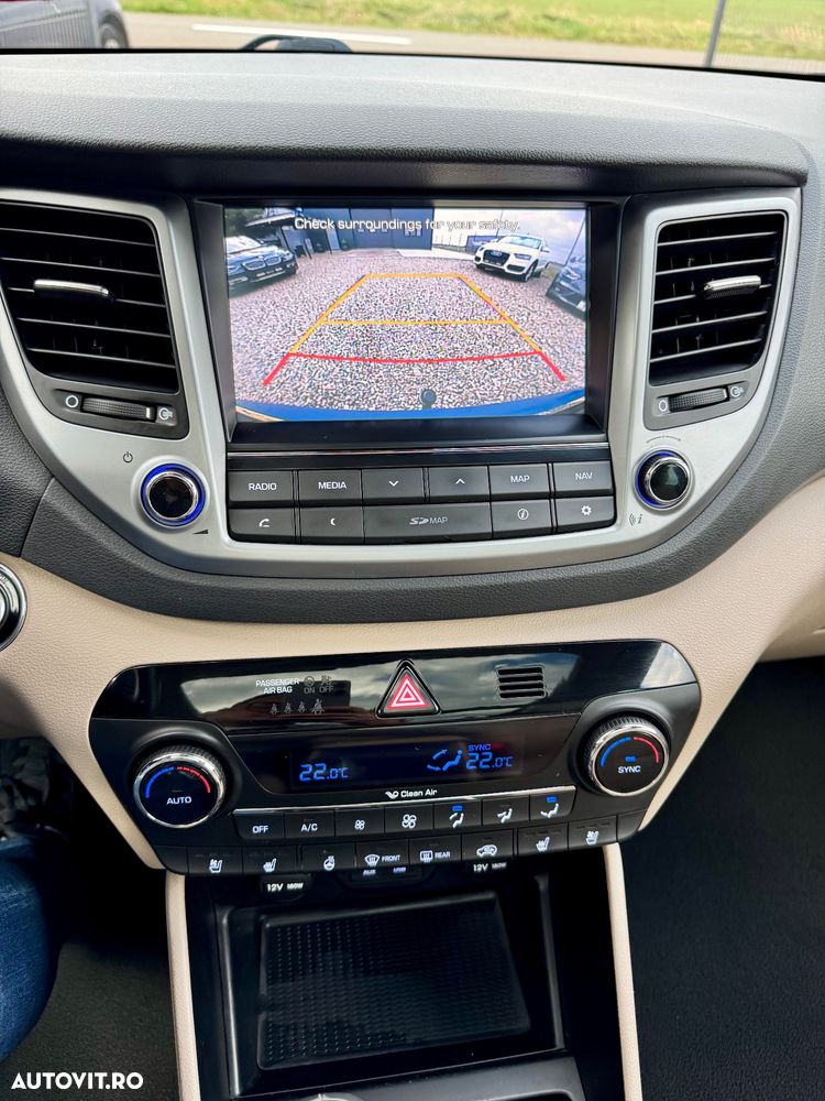 Hyundai Tucson blue 1.7 CRDi 2WD DCT Premium - 28