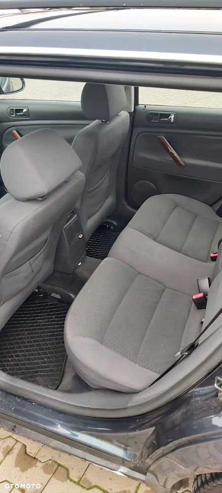 Volkswagen Passat - 8