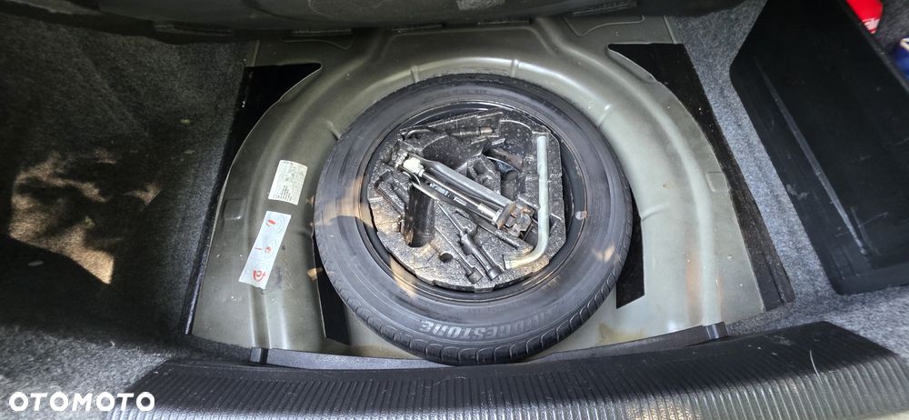 Volkswagen Jetta 2.0 TDI DPF Sportline DSG - 11