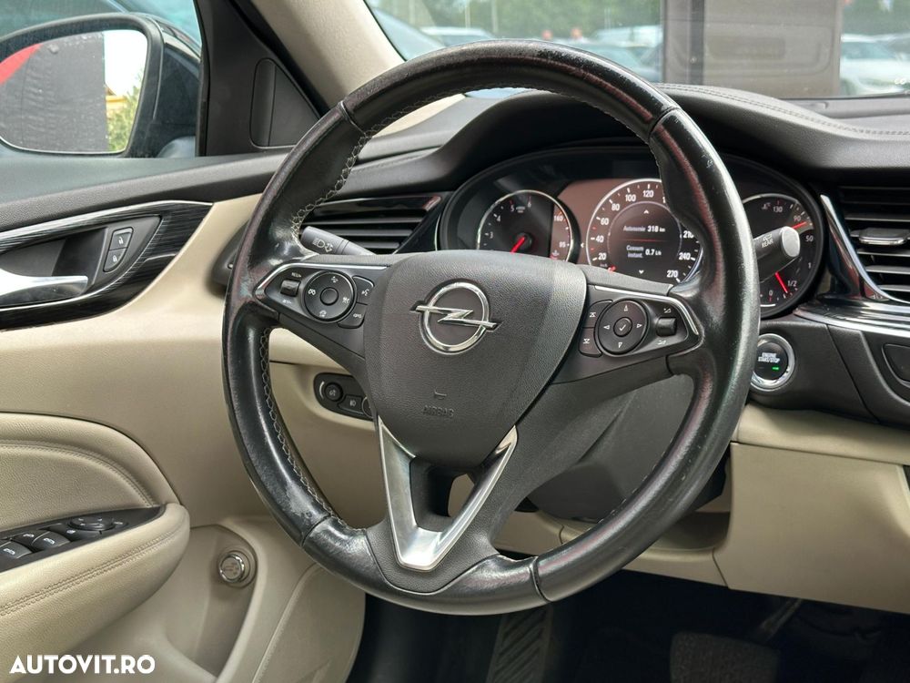 Opel Insignia - 8