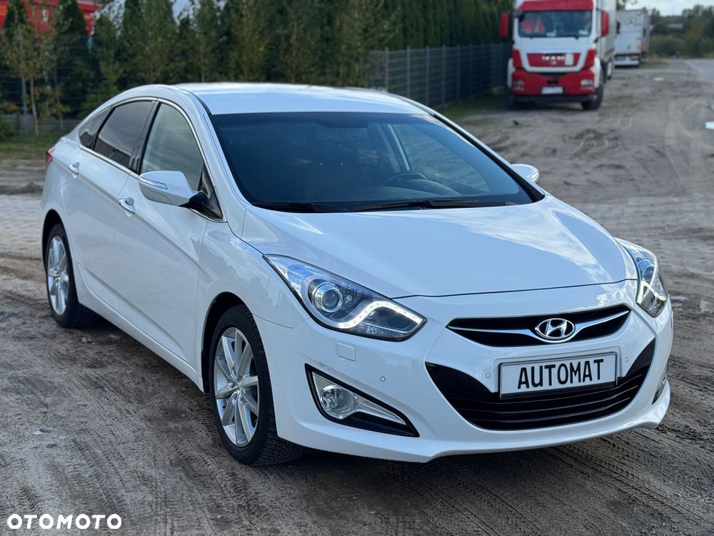 Hyundai i40 1.7 CRDi Premium DCT - 1