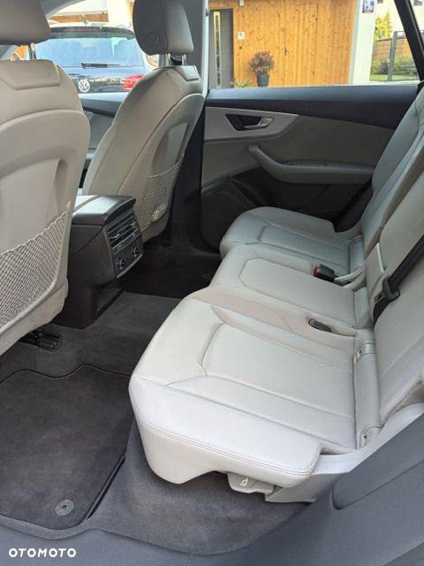 Audi Q8 45 TDI mHEV Quattro Tiptronic - 8
