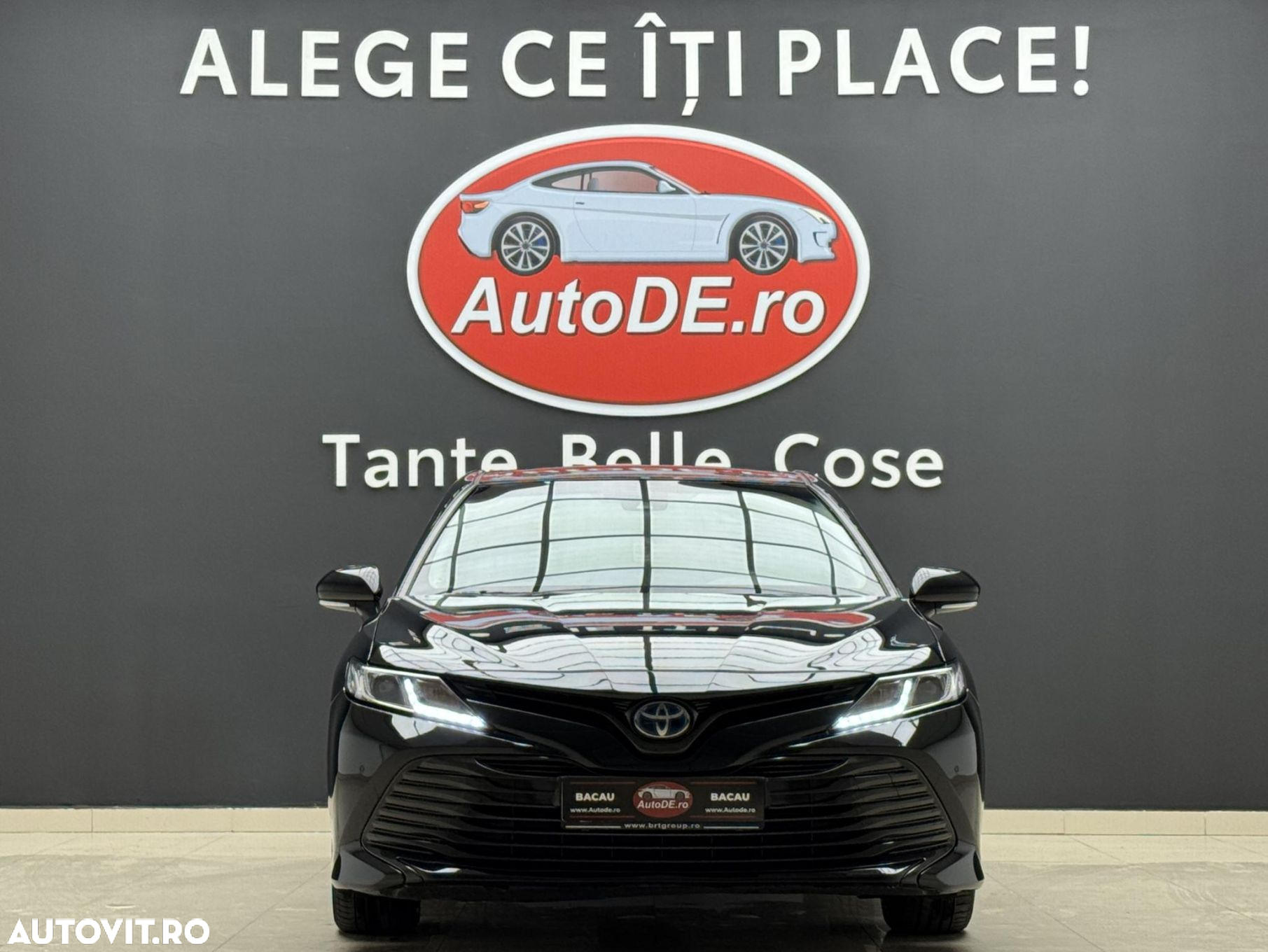 Toyota Camry - 2