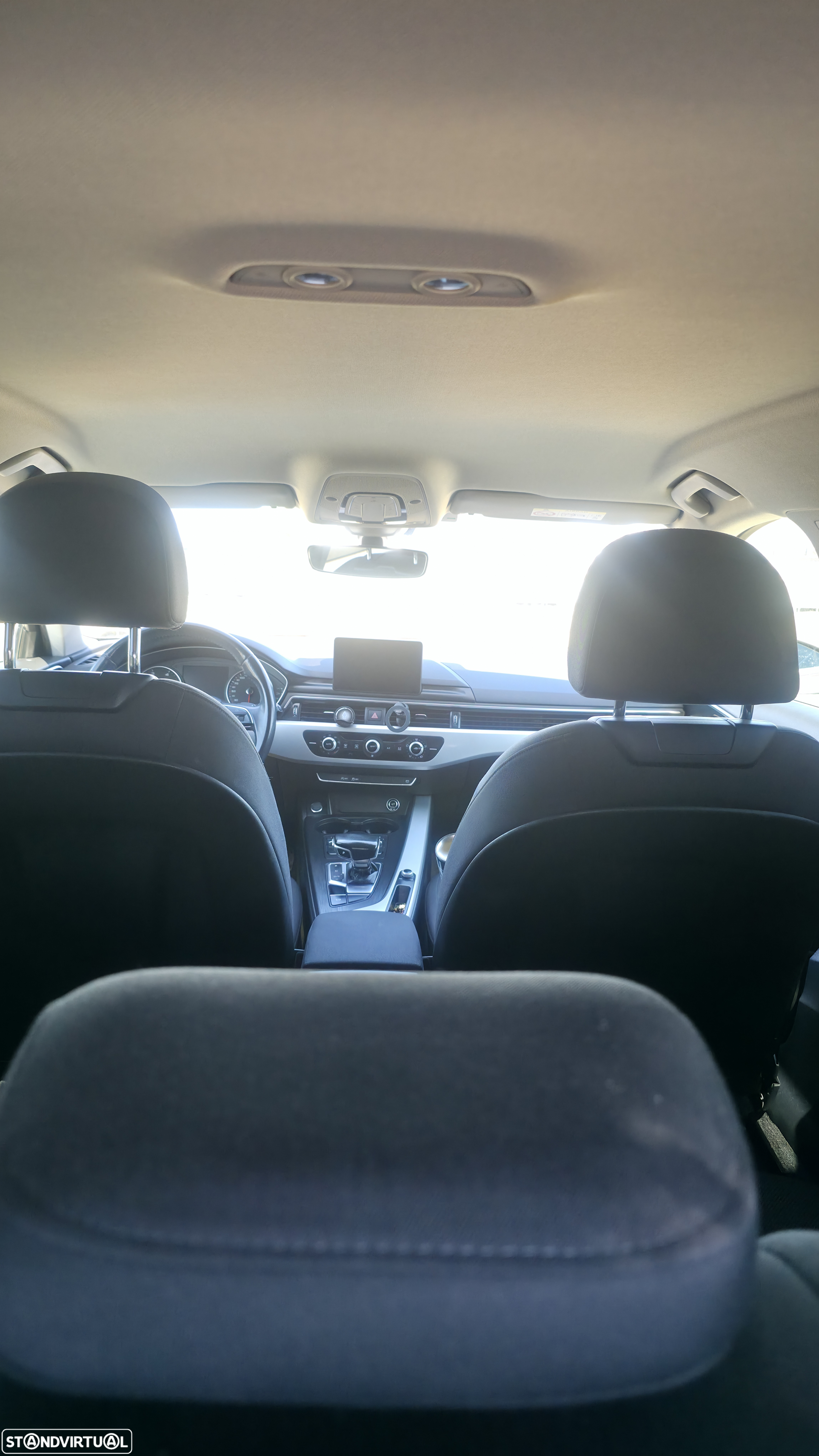 Audi A4 Avant 2.0 TDI Advance S tronic - 26