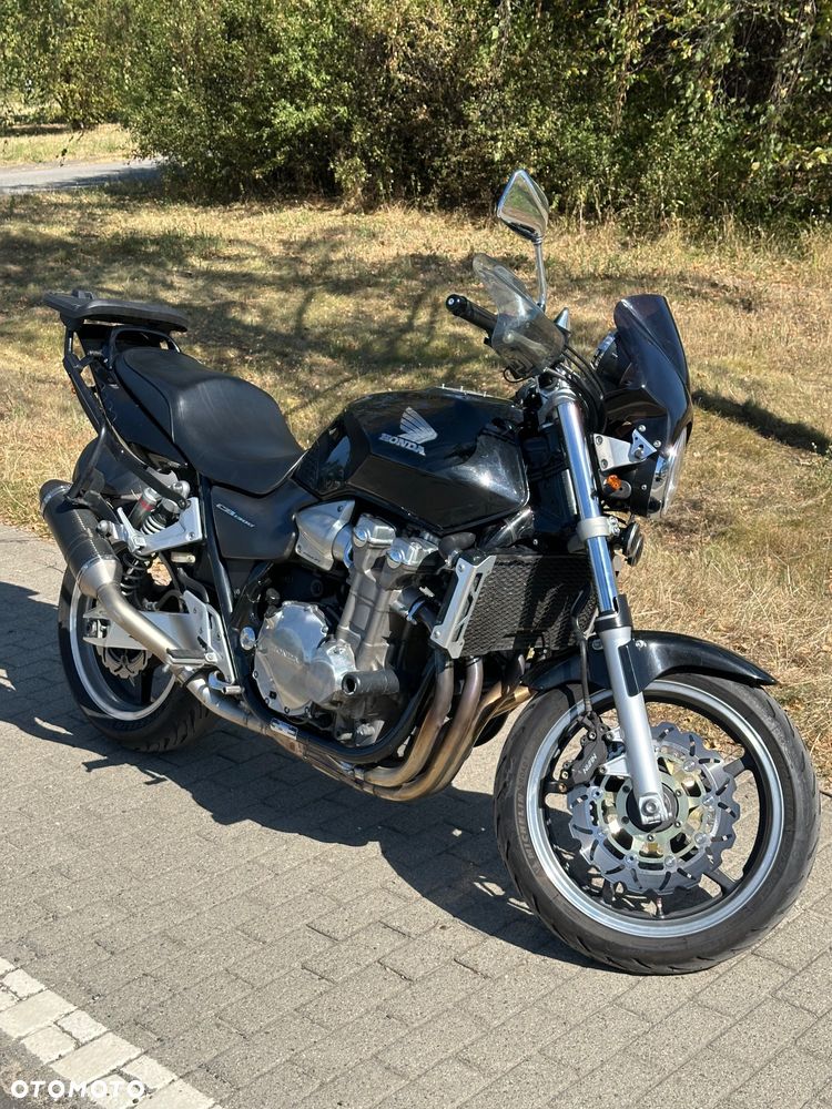 Honda CB - 24