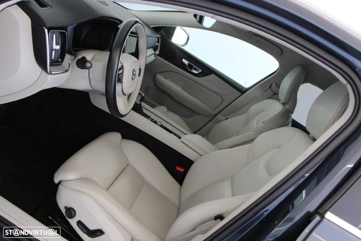 Volvo V60 2.0 D4 Inscription Geartronic - 26
