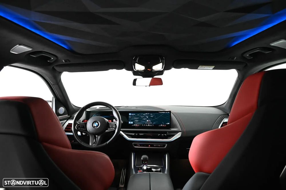 BMW XM Label Red - 4