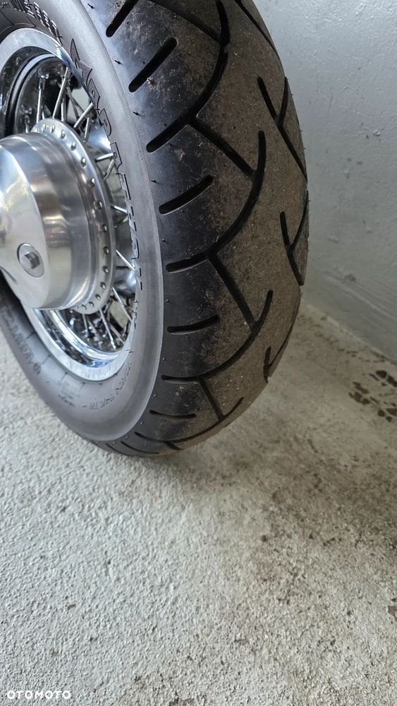 Suzuki Intruder - 16