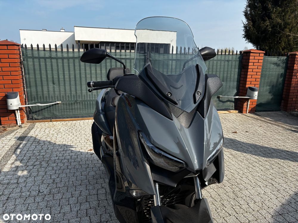 Yamaha X-max - 8