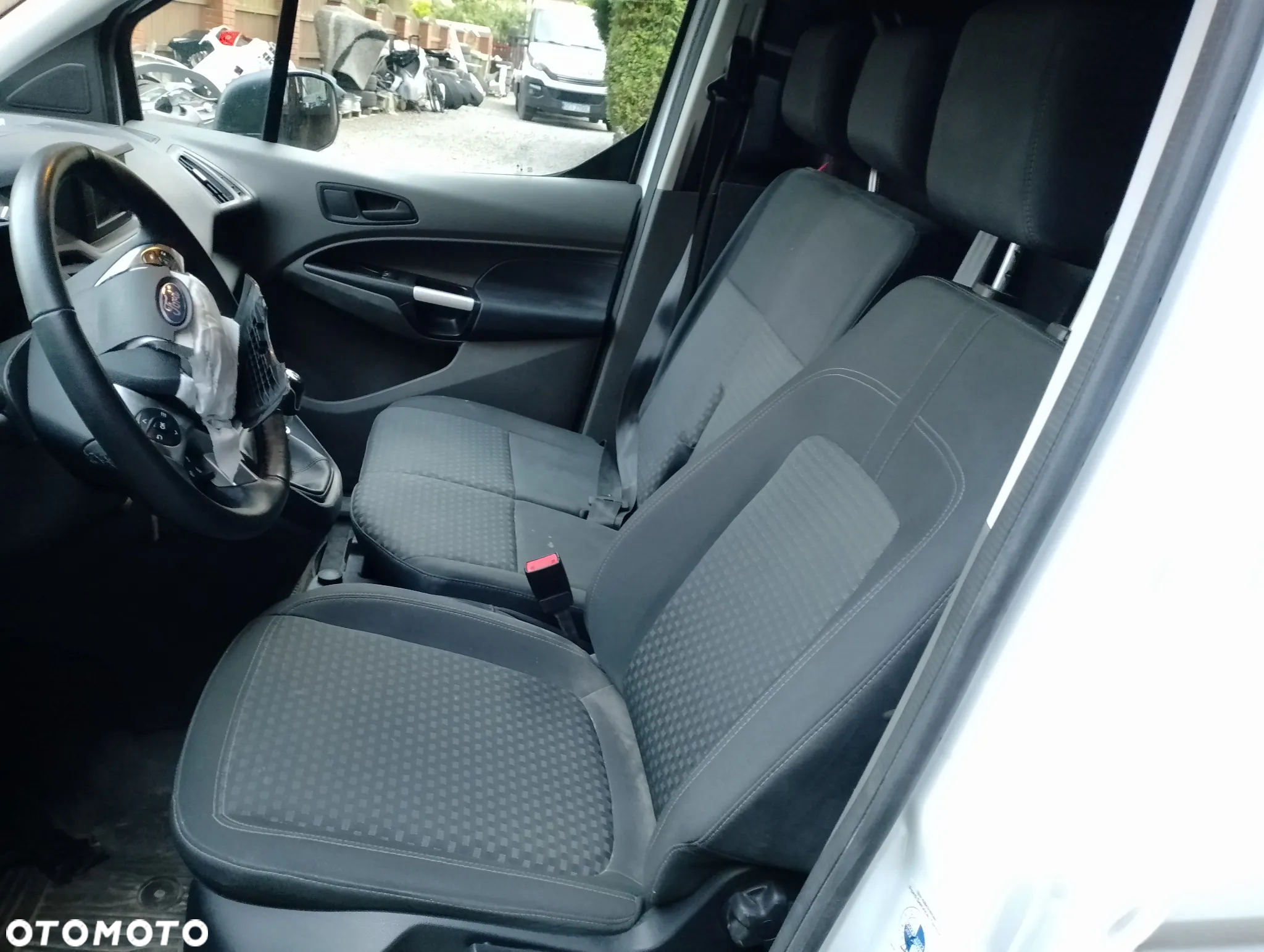 Ford Connect - 14