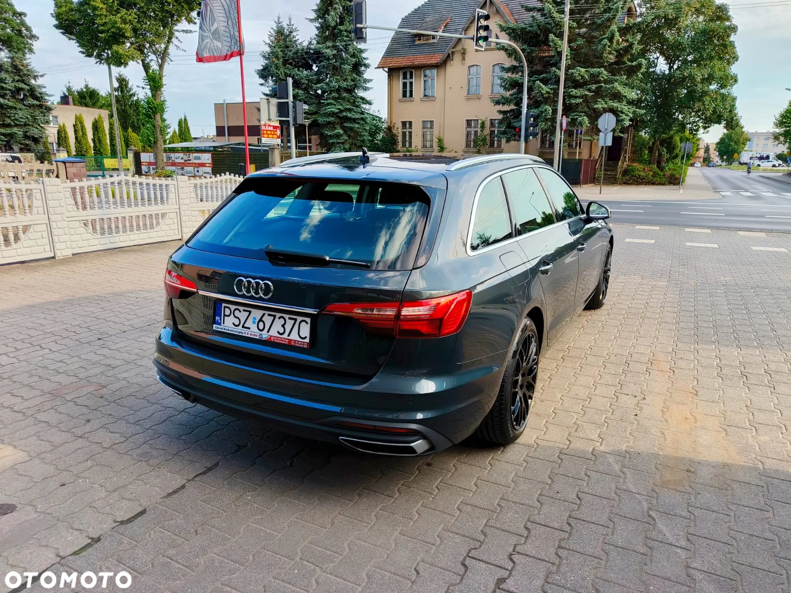 Audi A4 Avant 30 TDI S tronic - 5