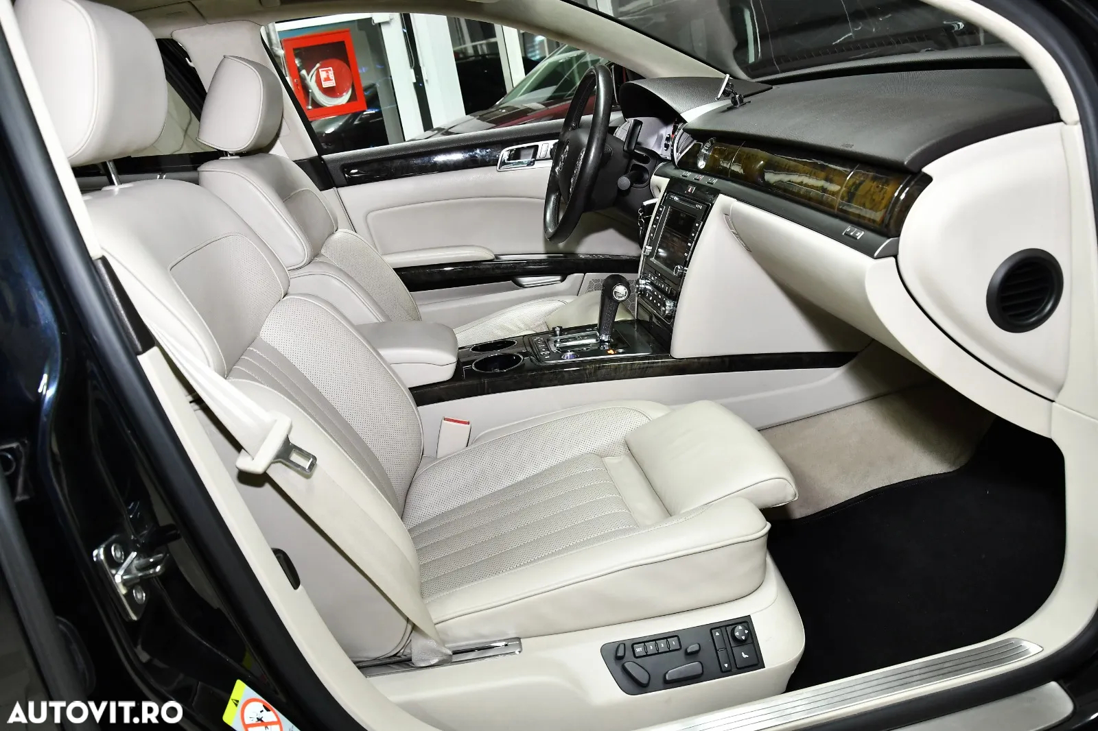 Volkswagen Phaeton 3.0 V6 TDI DPF 4MOTION Automatik (5 Sitzer) - 9