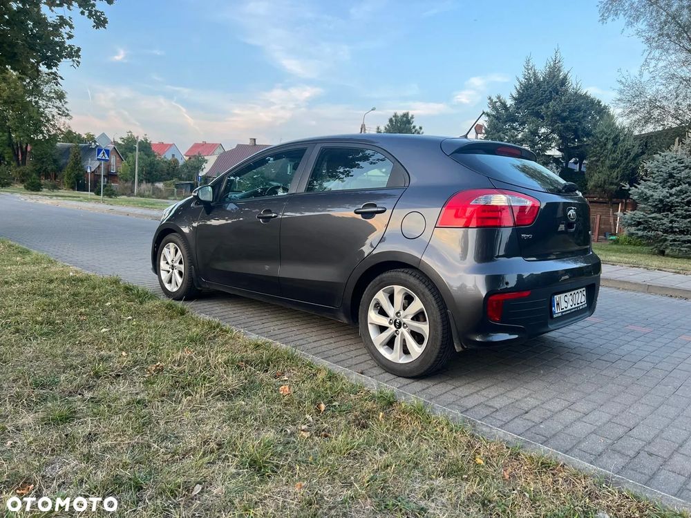 Kia Rio 1.4 crdi Business Line - 3