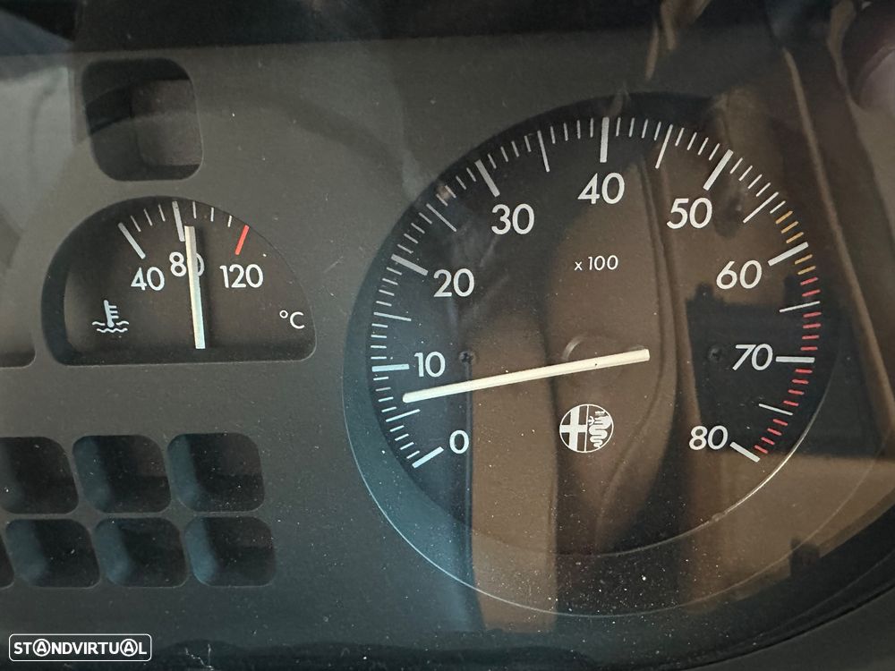 Alfa Romeo Spider 2.0 - 16
