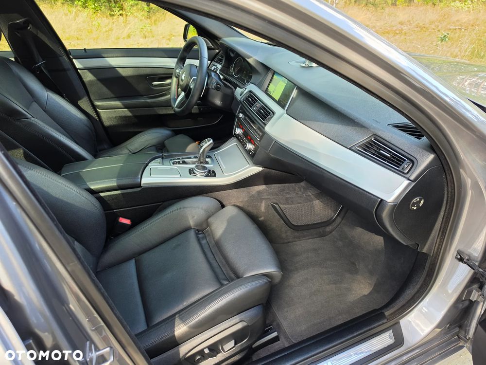 BMW Seria 5 535d xDrive Modern Line - 30