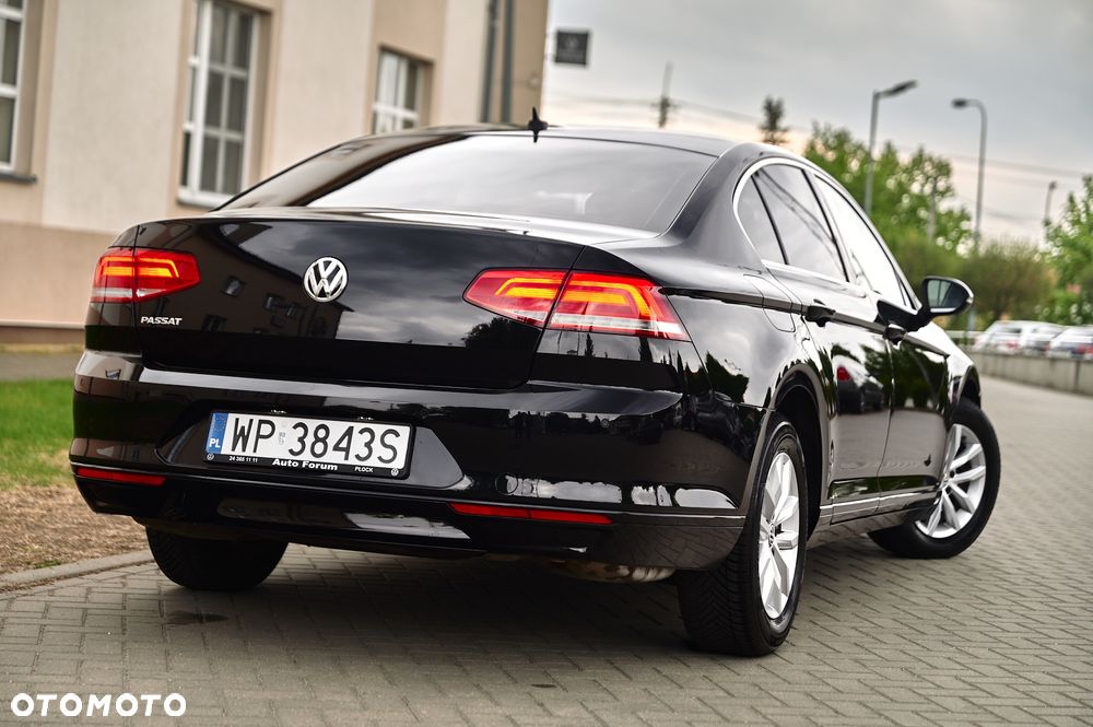 Volkswagen Passat 1.5 TSI EVO Comfortline DSG - 2