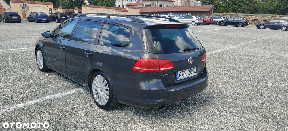 Volkswagen Passat 1.6 TDI Perfectline - 4