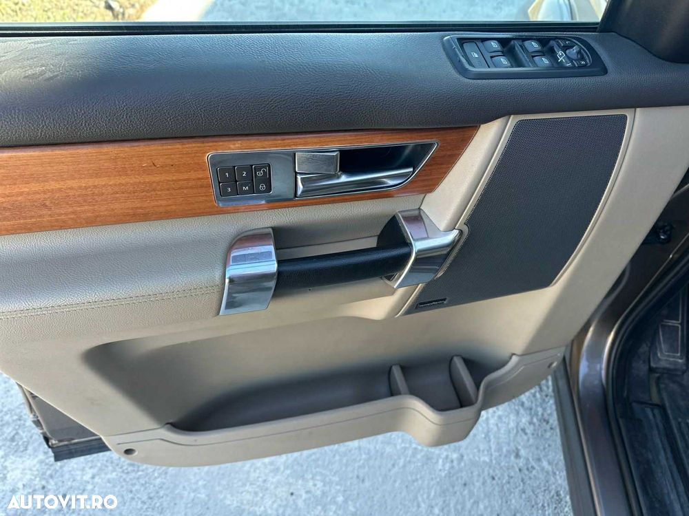 Land Rover Discovery 3.0i SD HSE Aut. - 13