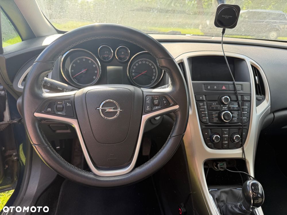 Opel Astra 1.4 ecoFLEX - 9