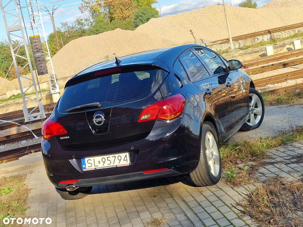 Opel Astra 1.4 Turbo Sport - 8