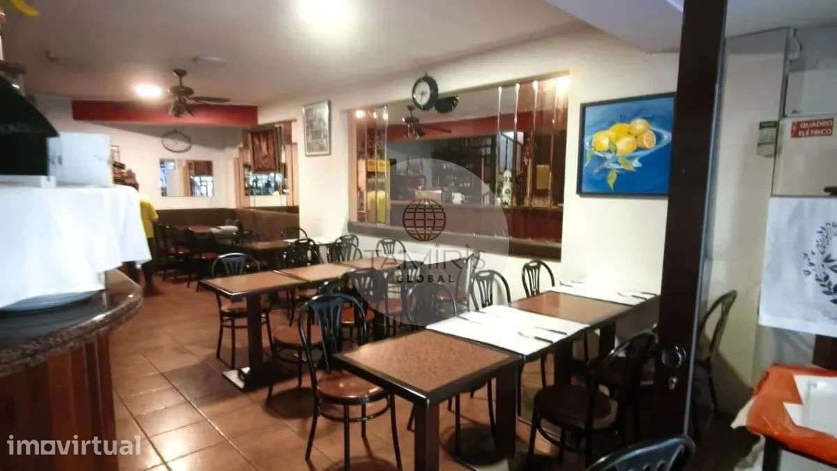 Excelente Espaço Comercial com 163 m² no Coração de Vila Nova de Gaia - Grande imagem: 4/22