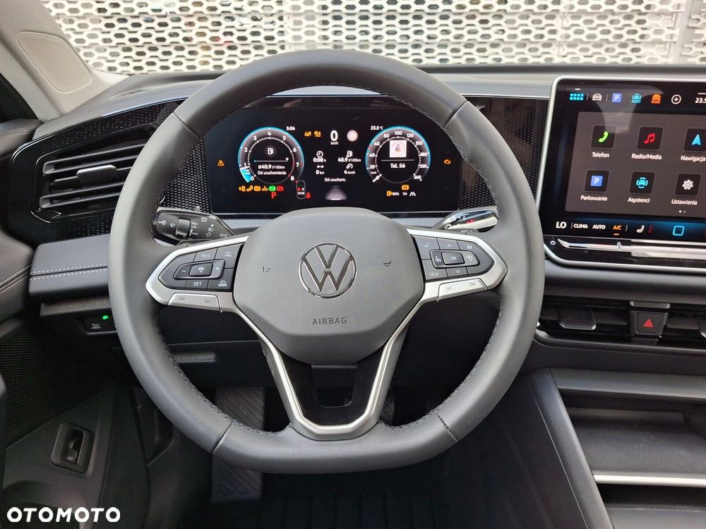 Volkswagen Tiguan - 23
