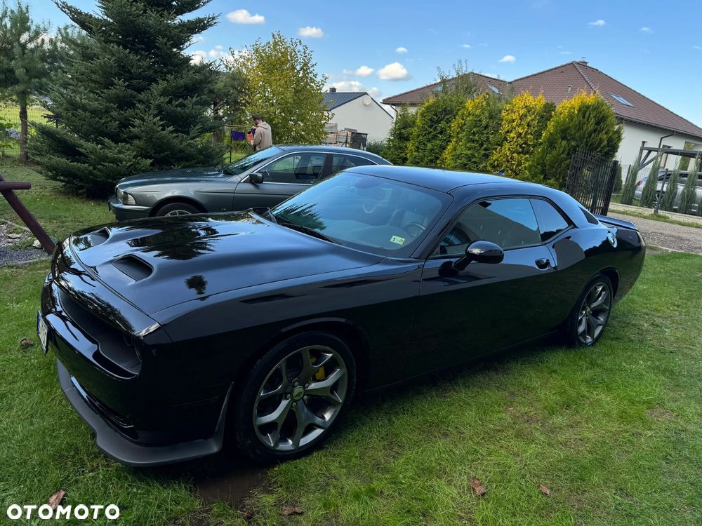 Dodge Challenger - 23
