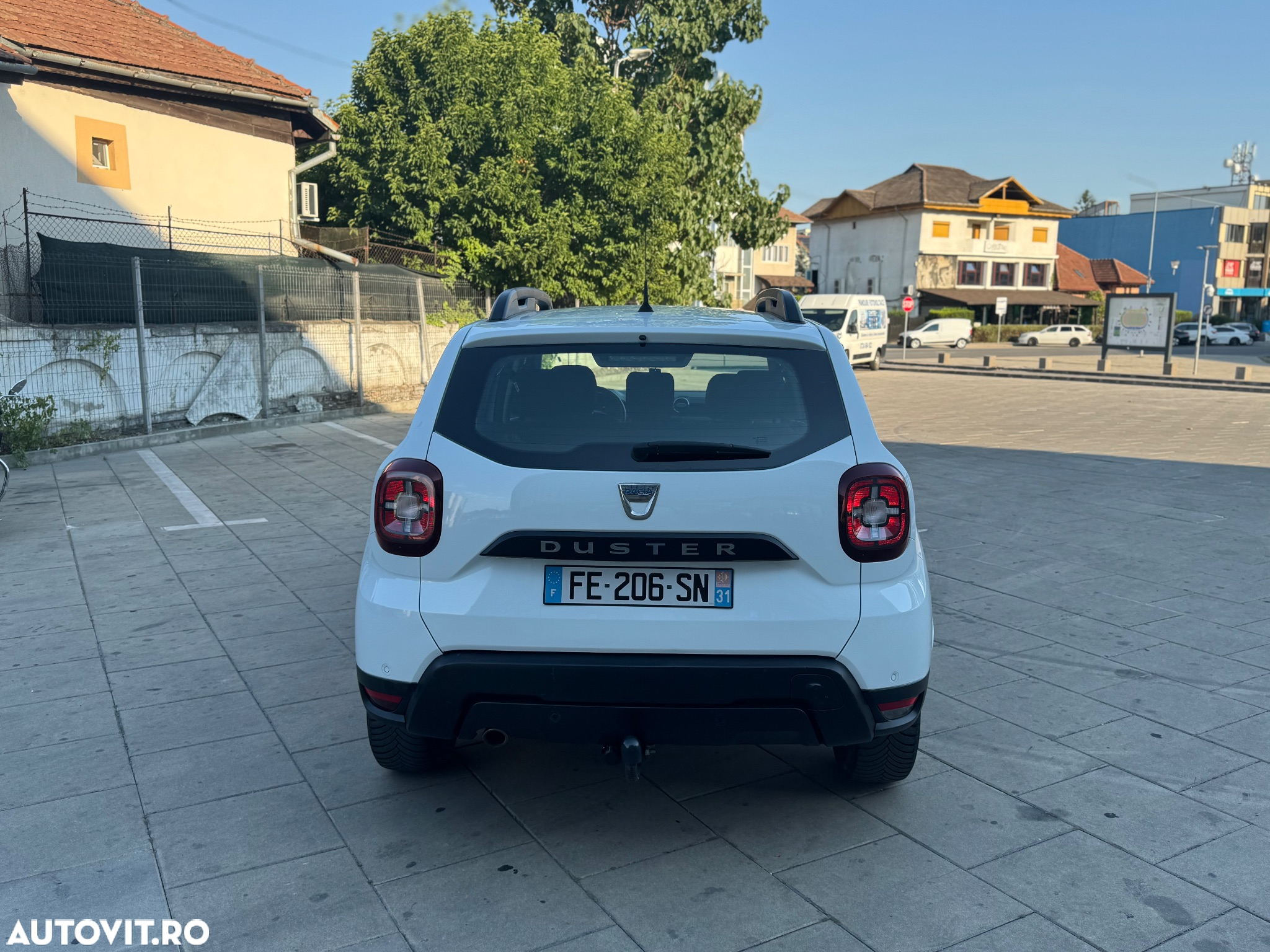 Dacia Duster 1.5 Blue dCi 4WD Comfort - 11