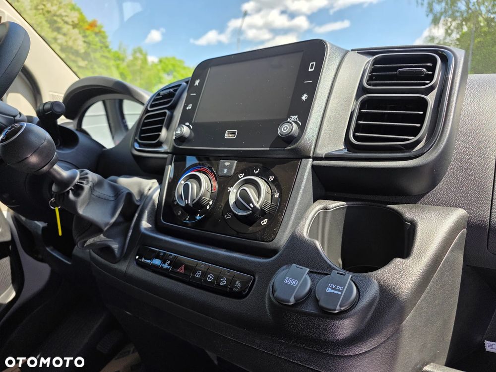 Peugeot Boxer Furgon L3H2 3.5T Heavy Diesel 2.2 180KM - 9