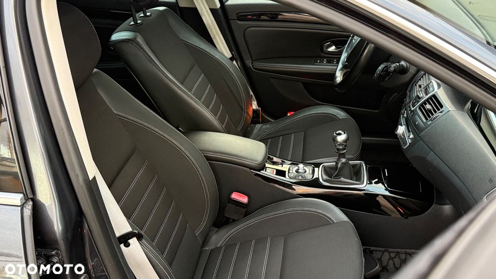 Renault Laguna 2.0 dCi Bose Edition - 12