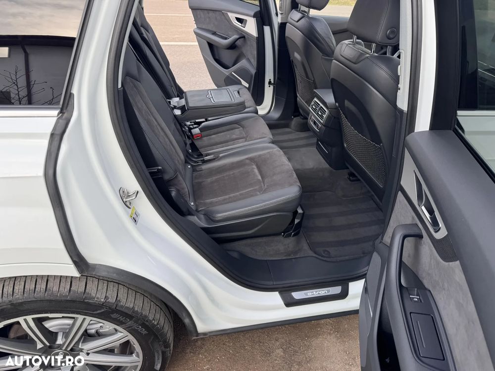 Audi Q7 e-tron 3.0 TDI quattro Tiptronic - 26