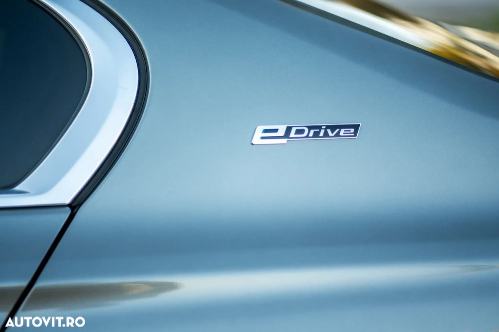 BMW Seria 7 740e iPerformance - 8