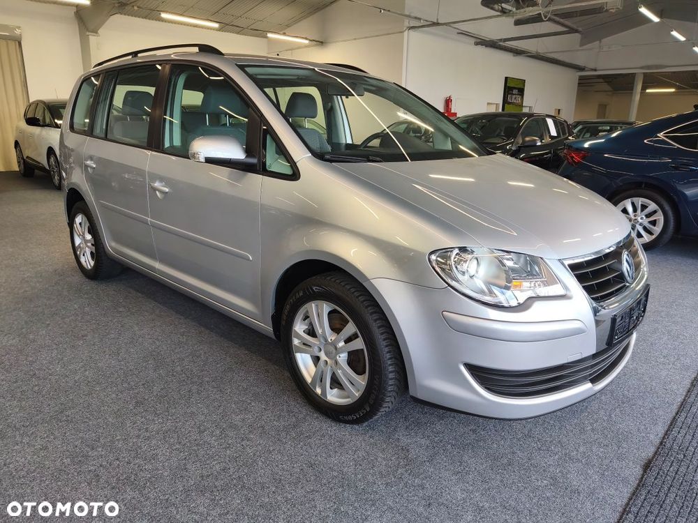 Volkswagen Touran 1.6 Freestyle - 3