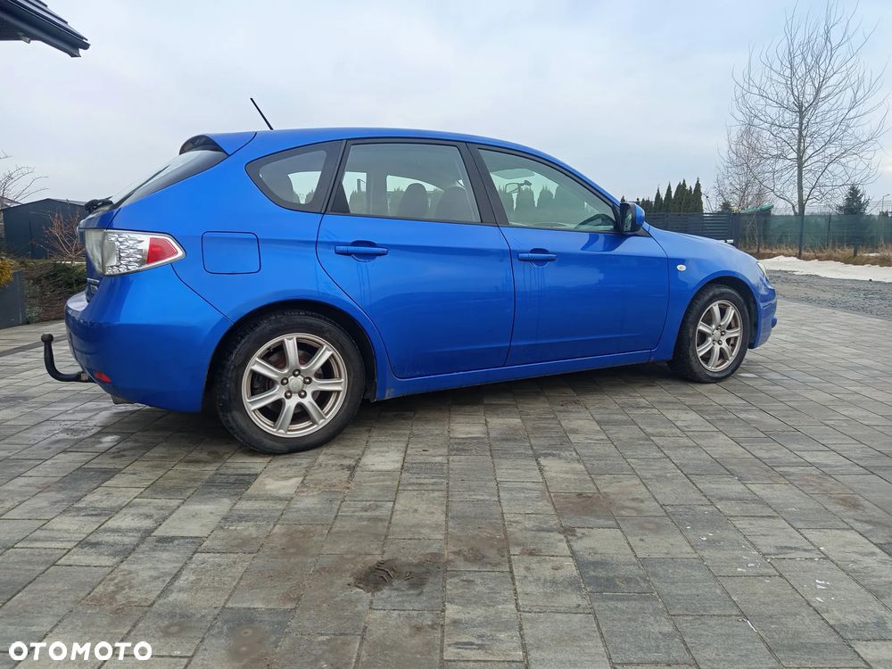Subaru Impreza 2.0D Active - 4