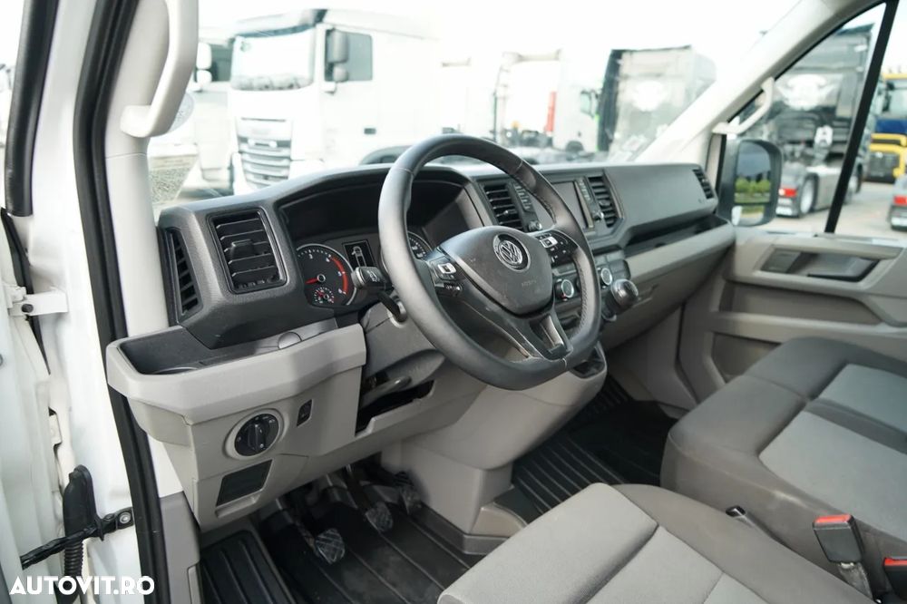 Volkswagen CRAFTER / CONTAINER / DHOLLANDIA LIFT / 2019 / TWIN / 3 LOCURI / - 24