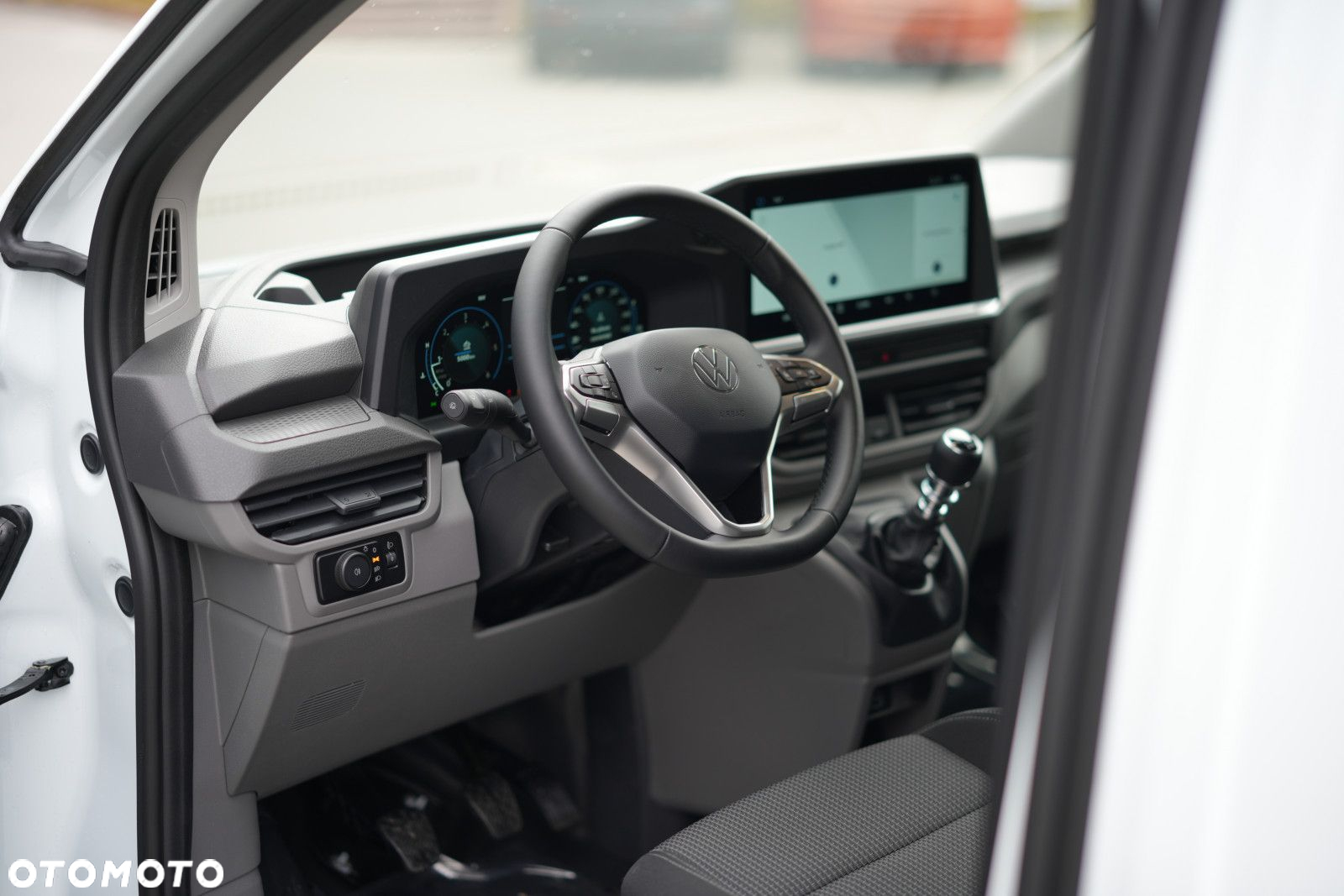 Volkswagen Transporter 2.0 TDI Manual - 10