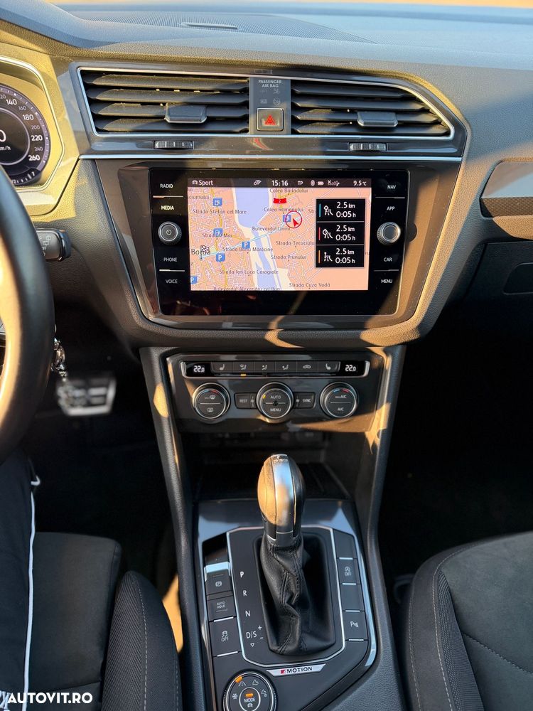 Volkswagen Tiguan 2.0 TDI SCR 4MOTION (BlueMotion Techn.) DSG Highline - 27