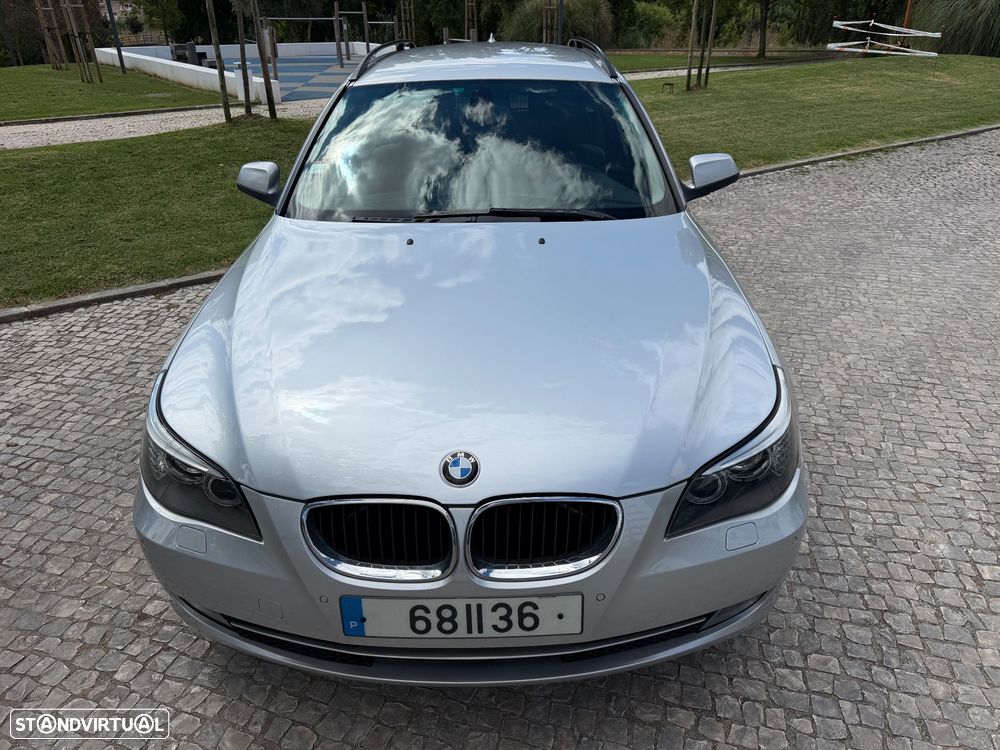 BMW 520 dA Executive - 13