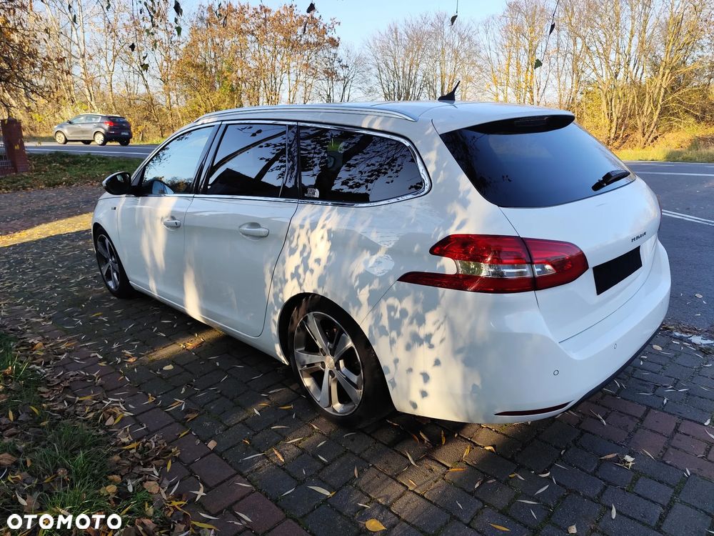 Peugeot 308 1.2 PureTech GPF Allure Pack S&S - 7