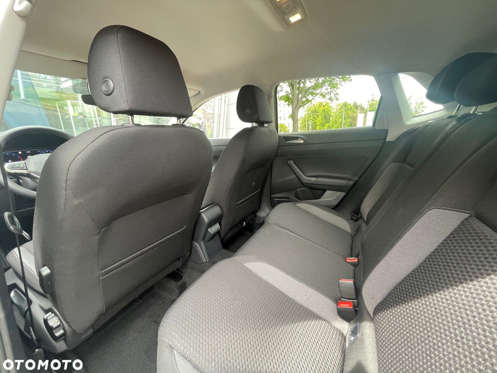 Volkswagen Polo - 24