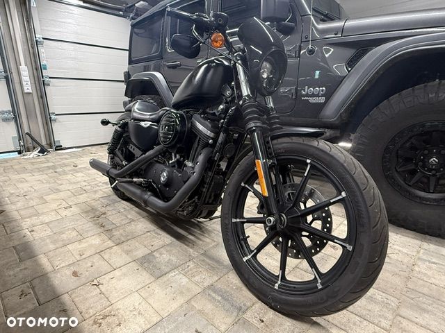 Harley-Davidson Sportster Iron 883 - 9