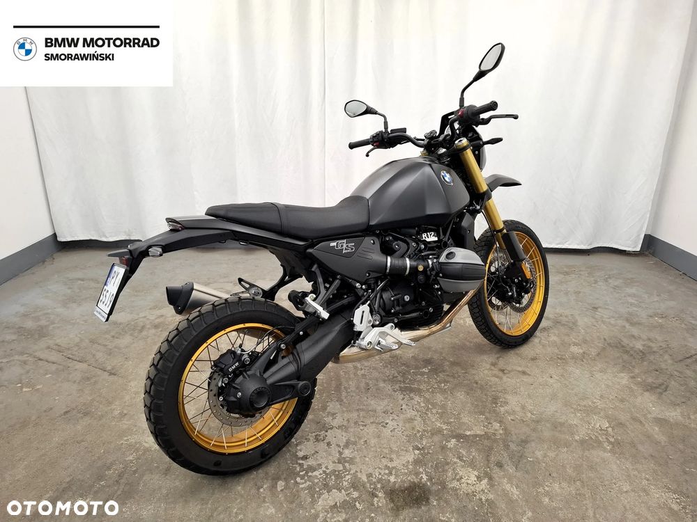 BMW R - 8