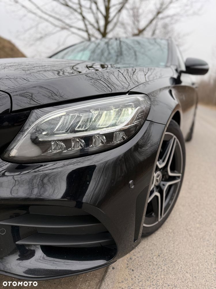Mercedes-Benz Klasa C 220 d 9G-TRONIC - 16