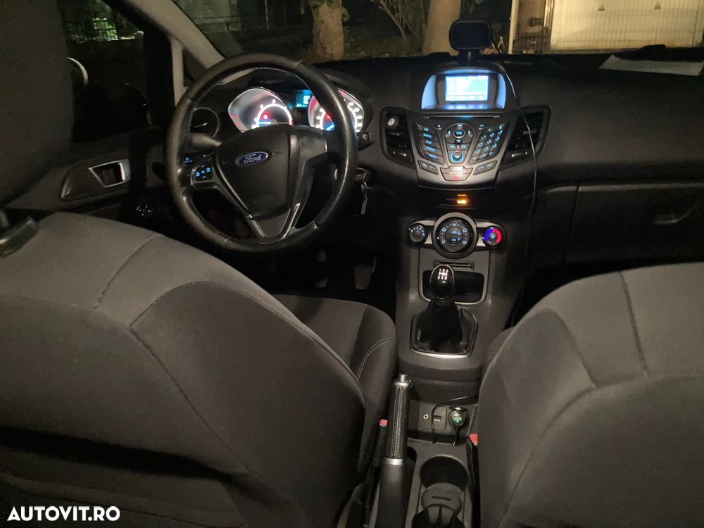Ford Fiesta 1.5 TDCi Trend - 18