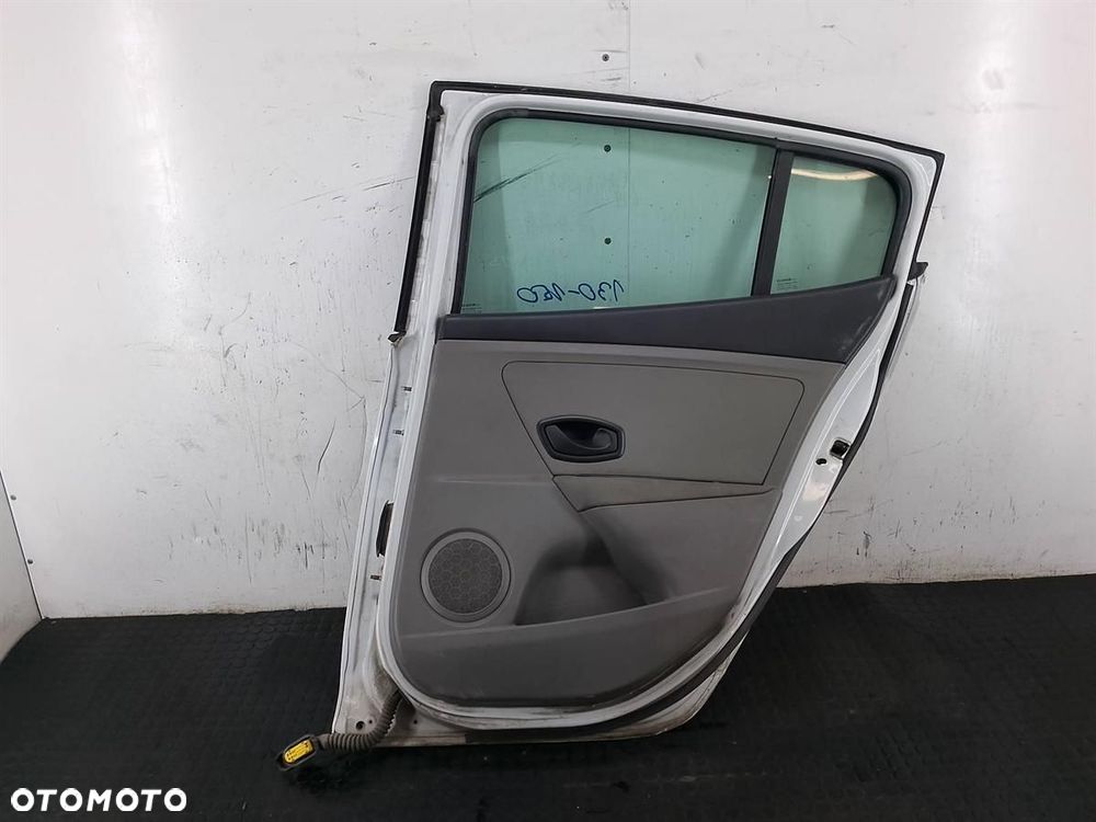 DRZWI TYŁ PRAWY  RENAULT MEGANE III OV369 HATCHBACK - 12