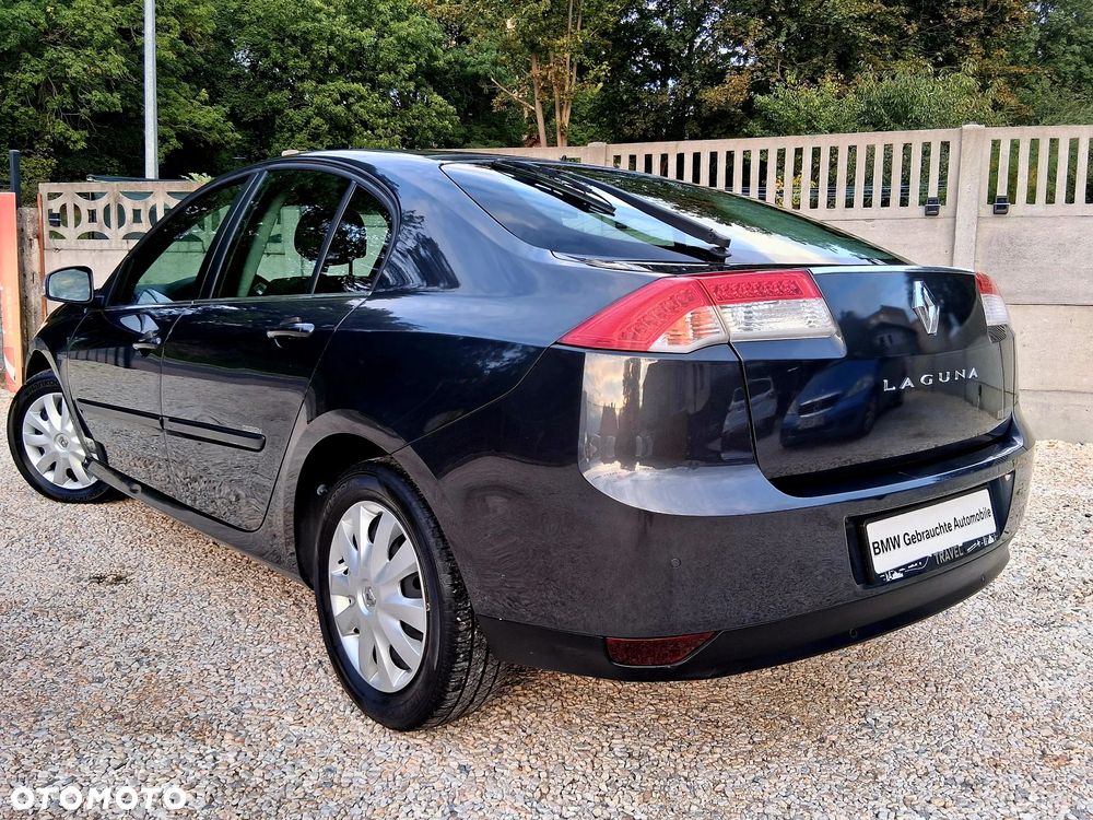 Renault Laguna 2008 photo 2